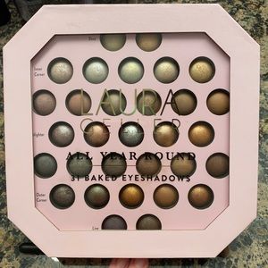 Laura Geller 31 Baked Eyeshadows